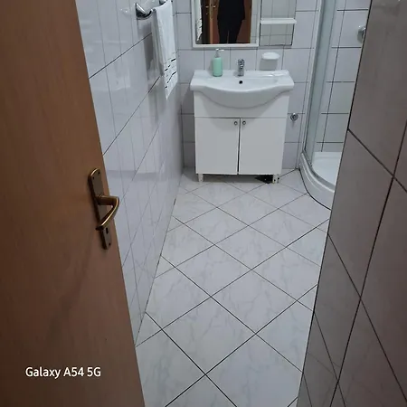 Omerbasic Apartment *